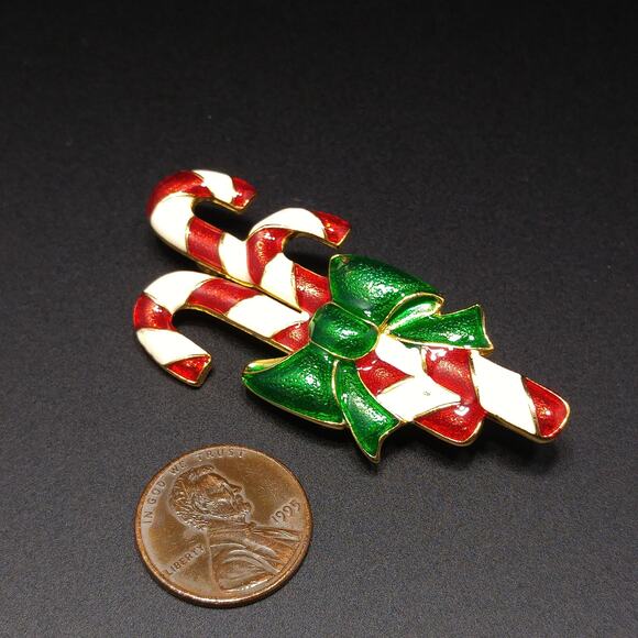 Vintage Enamel Candy Canes Brooch, Green Metallic Bow, 1960s Jewelry - Picture 5 of 10